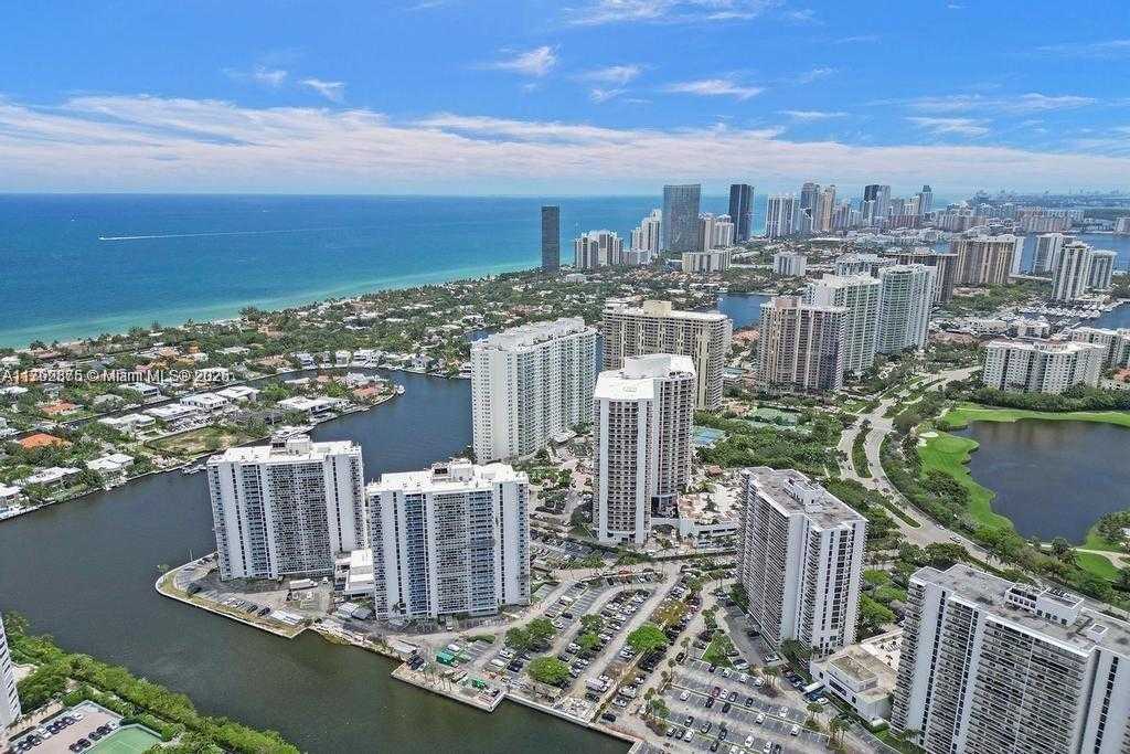 Small Image of 20505 EAST COUNTRY CLUB DR #233, Aventura Number 2