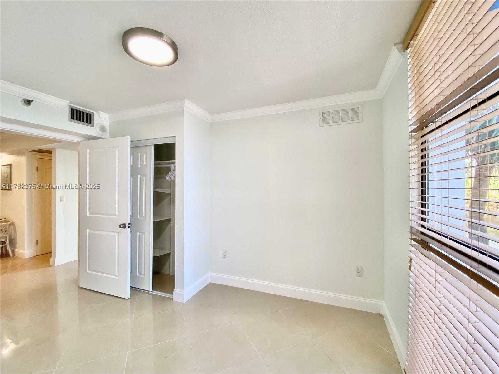 Small Image of 20505 EAST COUNTRY CLUB DR #233, Aventura Number 21