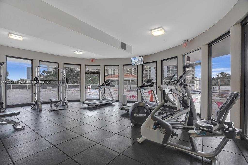 Small Image of 20505 EAST COUNTRY CLUB DR #233, Aventura Number 29