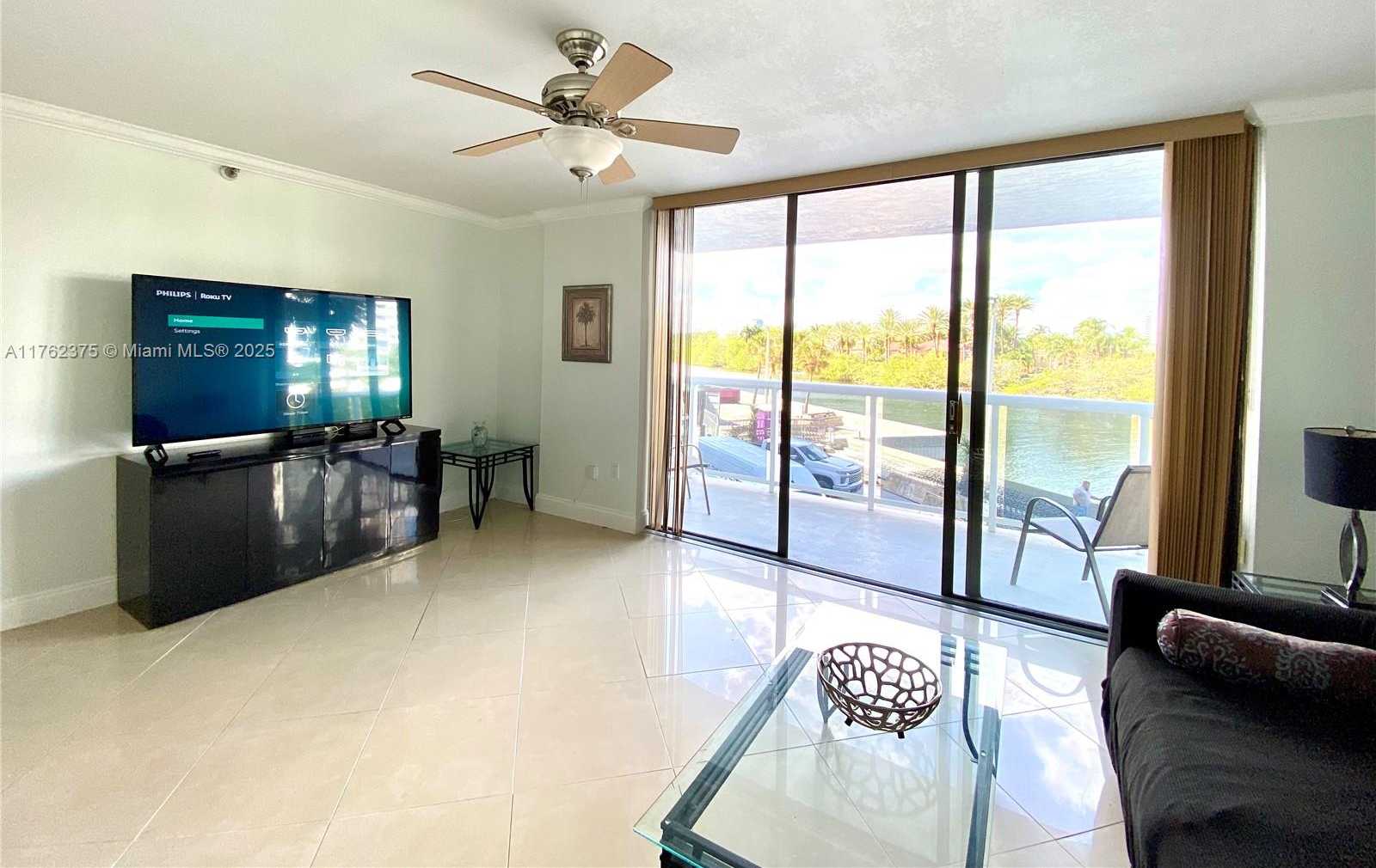 Small Image of 20505 EAST COUNTRY CLUB DR #233, Aventura Number 6