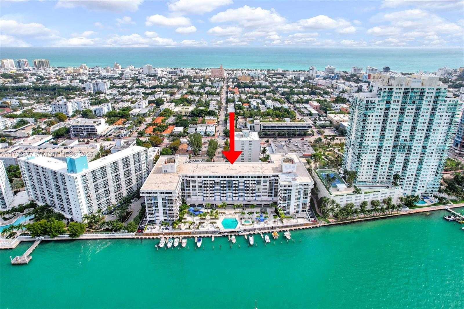 Small Image of 800 WEST AVE #PH44, Miami Beach Number 11