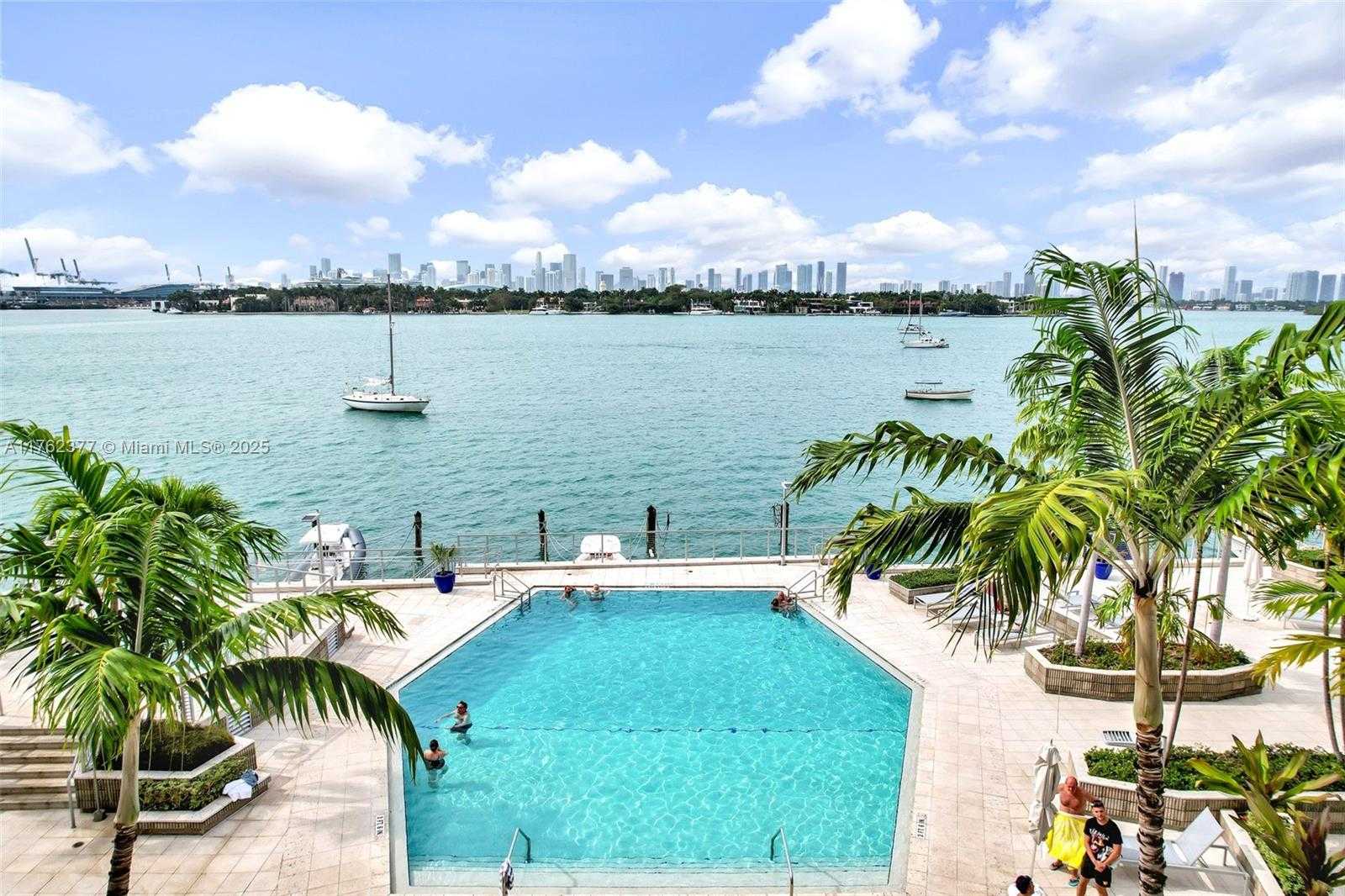 Small Image of 800 WEST AVE #PH44, Miami Beach Number 13