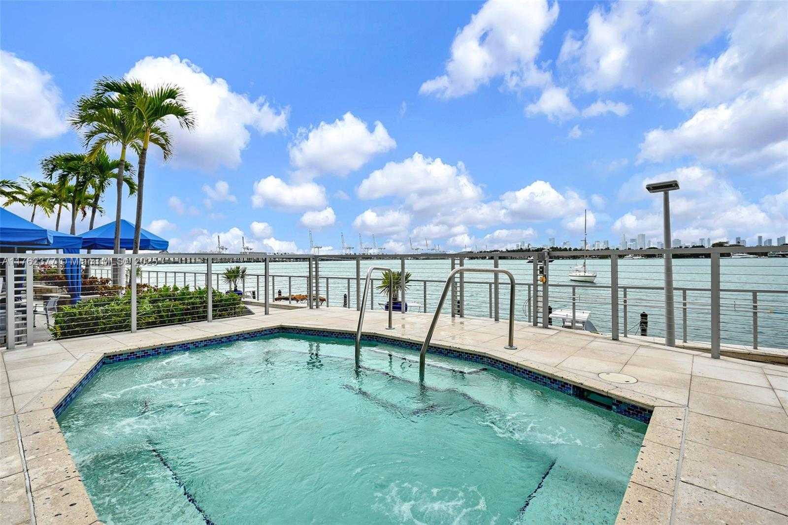 Small Image of 800 WEST AVE #PH44, Miami Beach Number 16