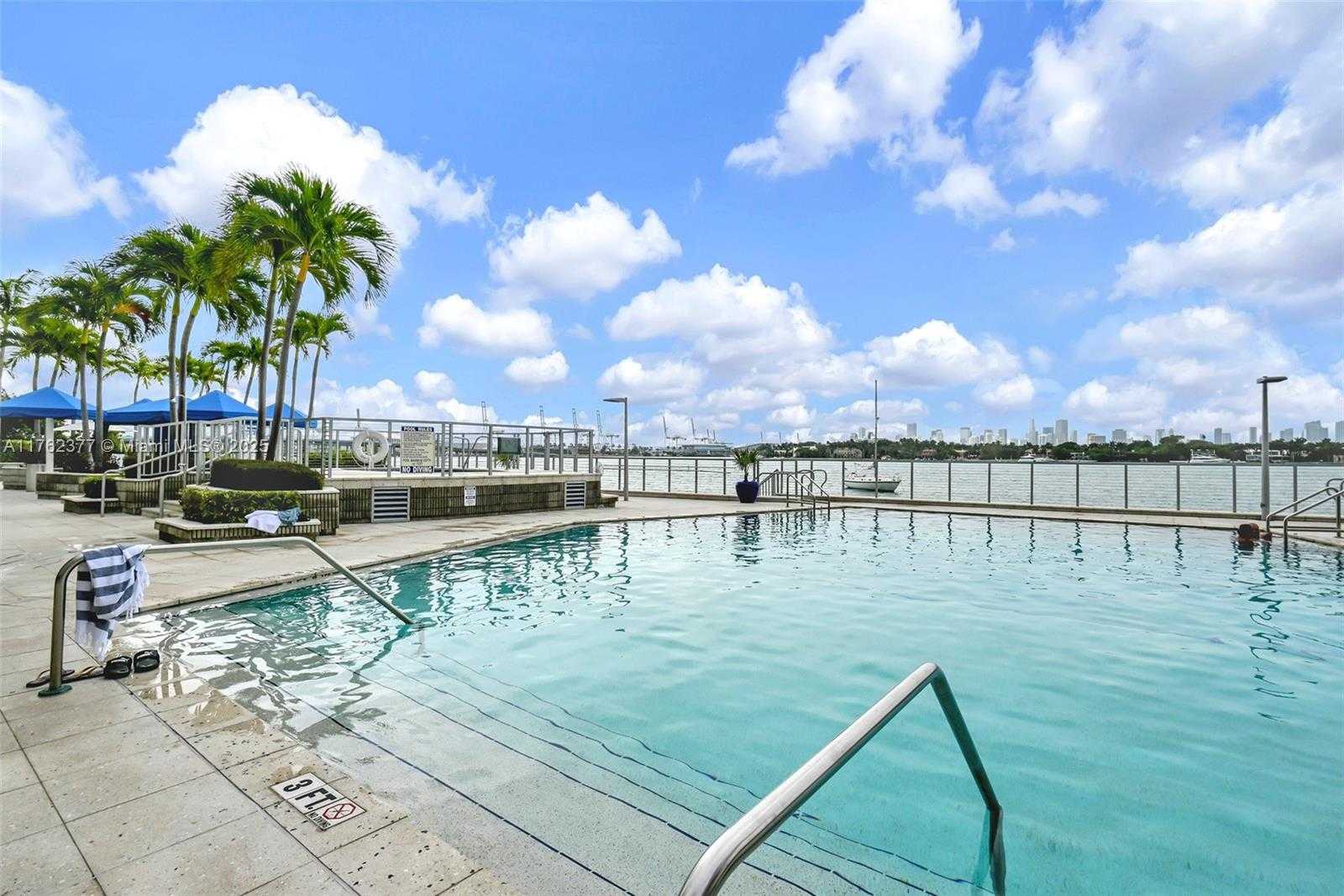 Small Image of 800 WEST AVE #PH44, Miami Beach Number 17