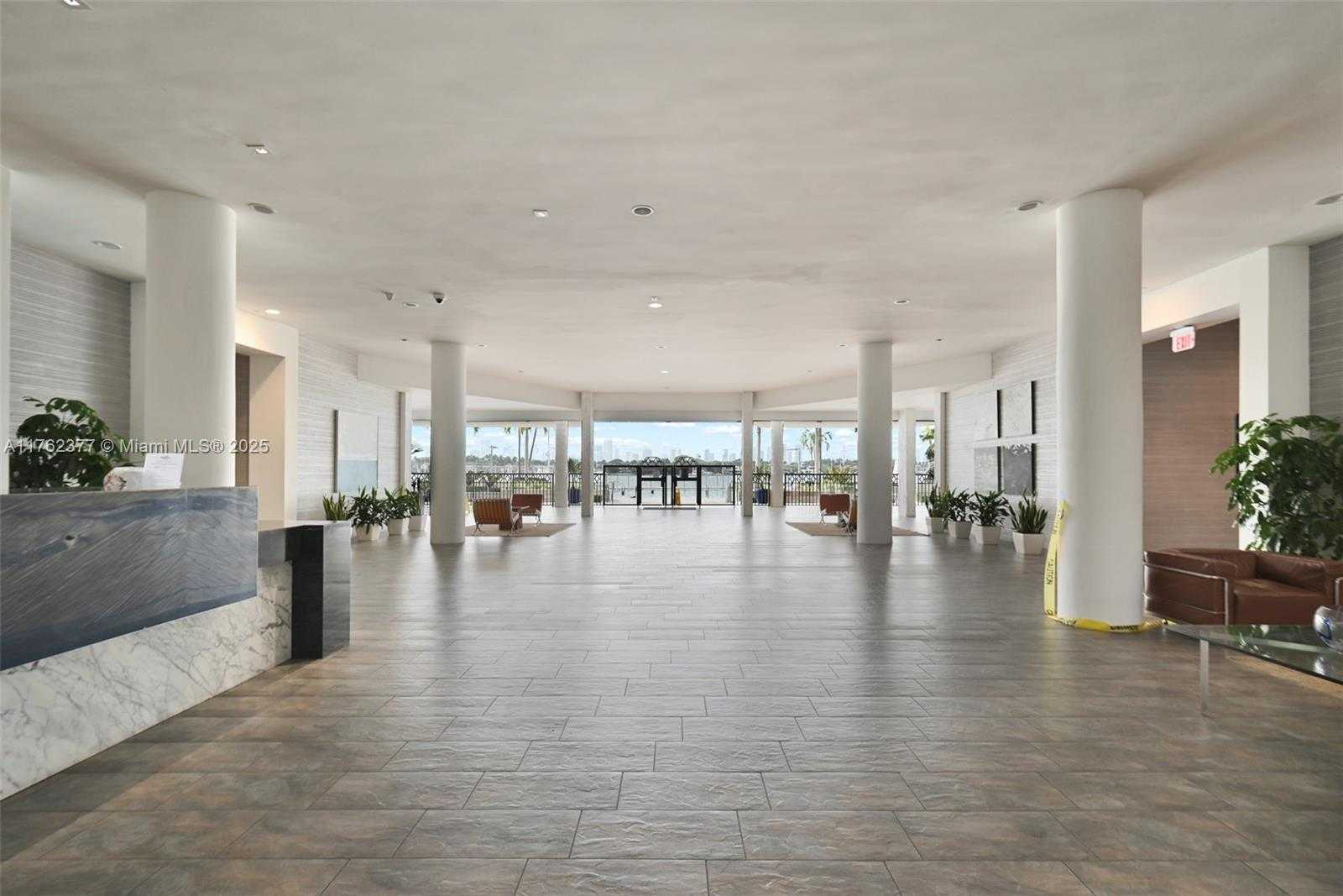 Small Image of 800 WEST AVE #PH44, Miami Beach Number 8