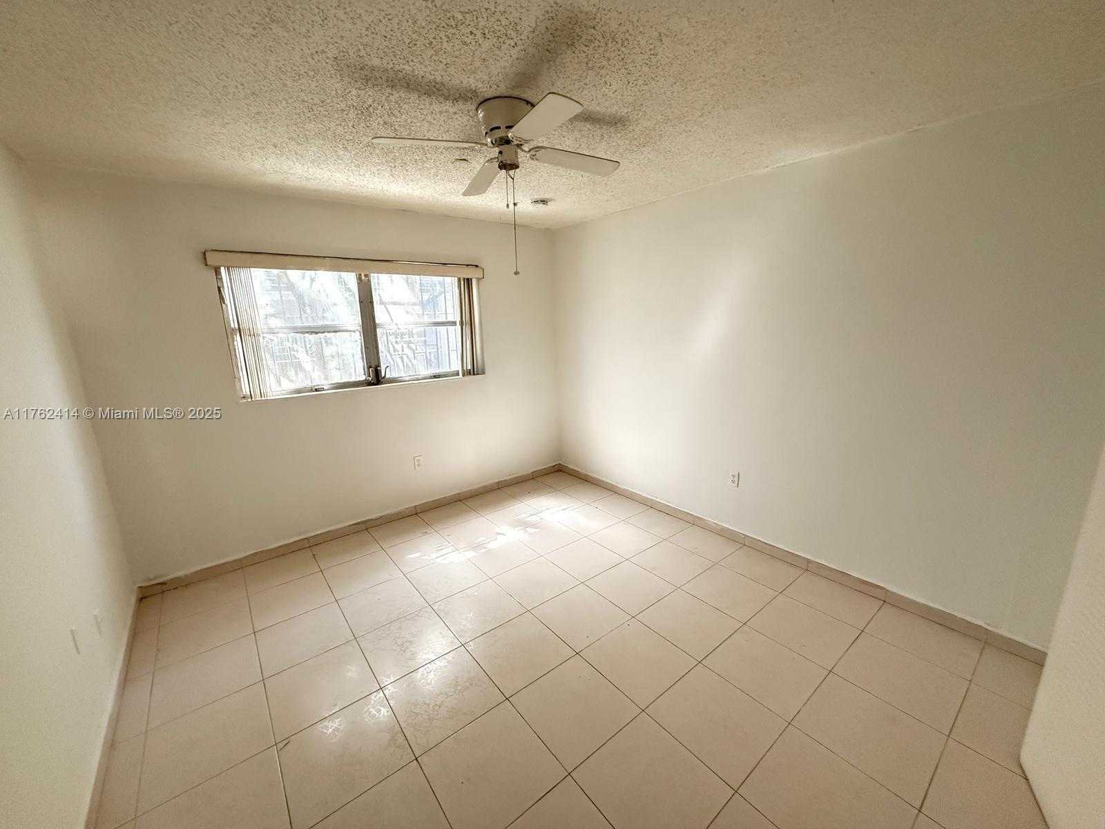 Small Image of 6625 #106, Hialeah Number 13