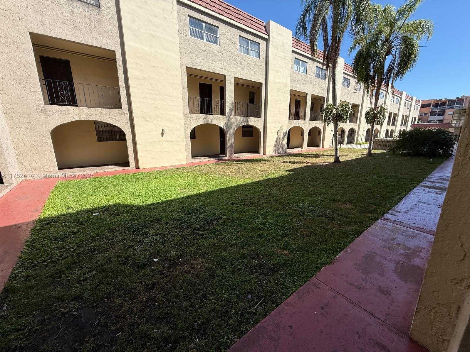 Small Image of 6625 #106, Hialeah Number 3