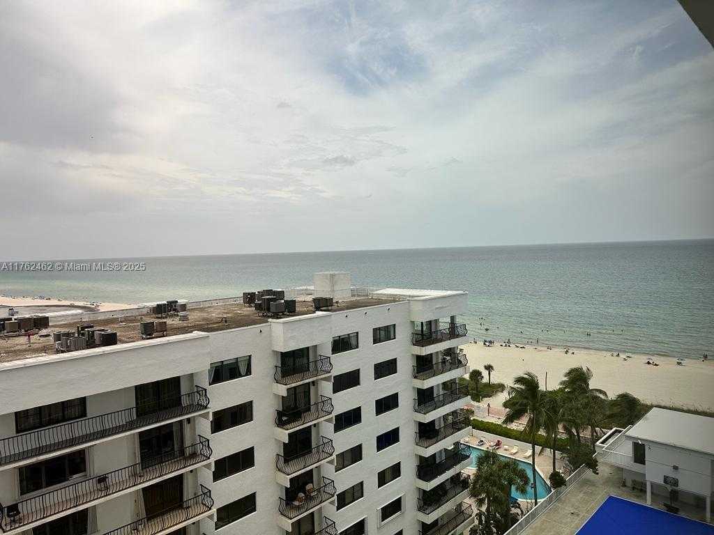 Small Image of 5401 COLLINS AVE #811, Miami Beach Number 13