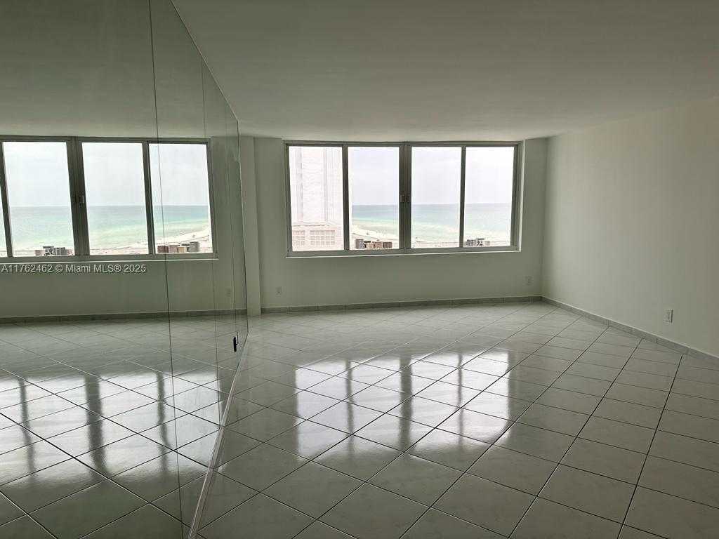 Small Image of 5401 COLLINS AVE #811, Miami Beach Number 32