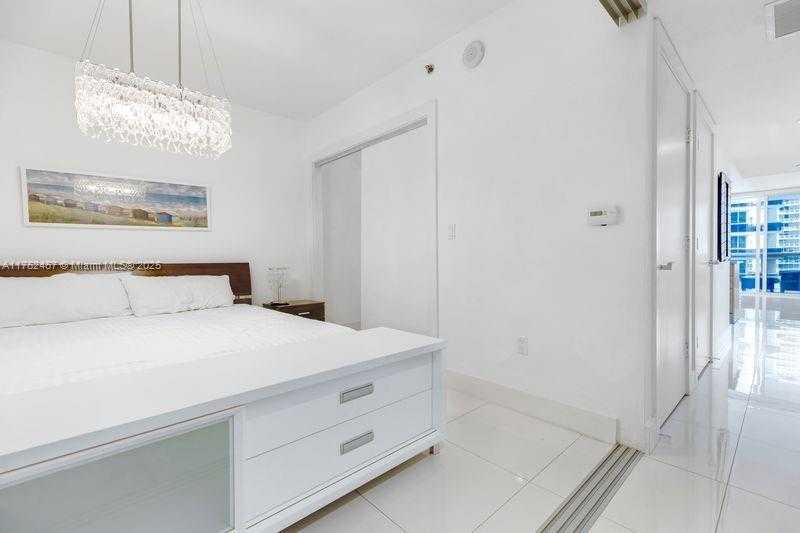 Small Image of 1830 SOUTH OCEAN DR #2609, Hallandale Beach Number 14