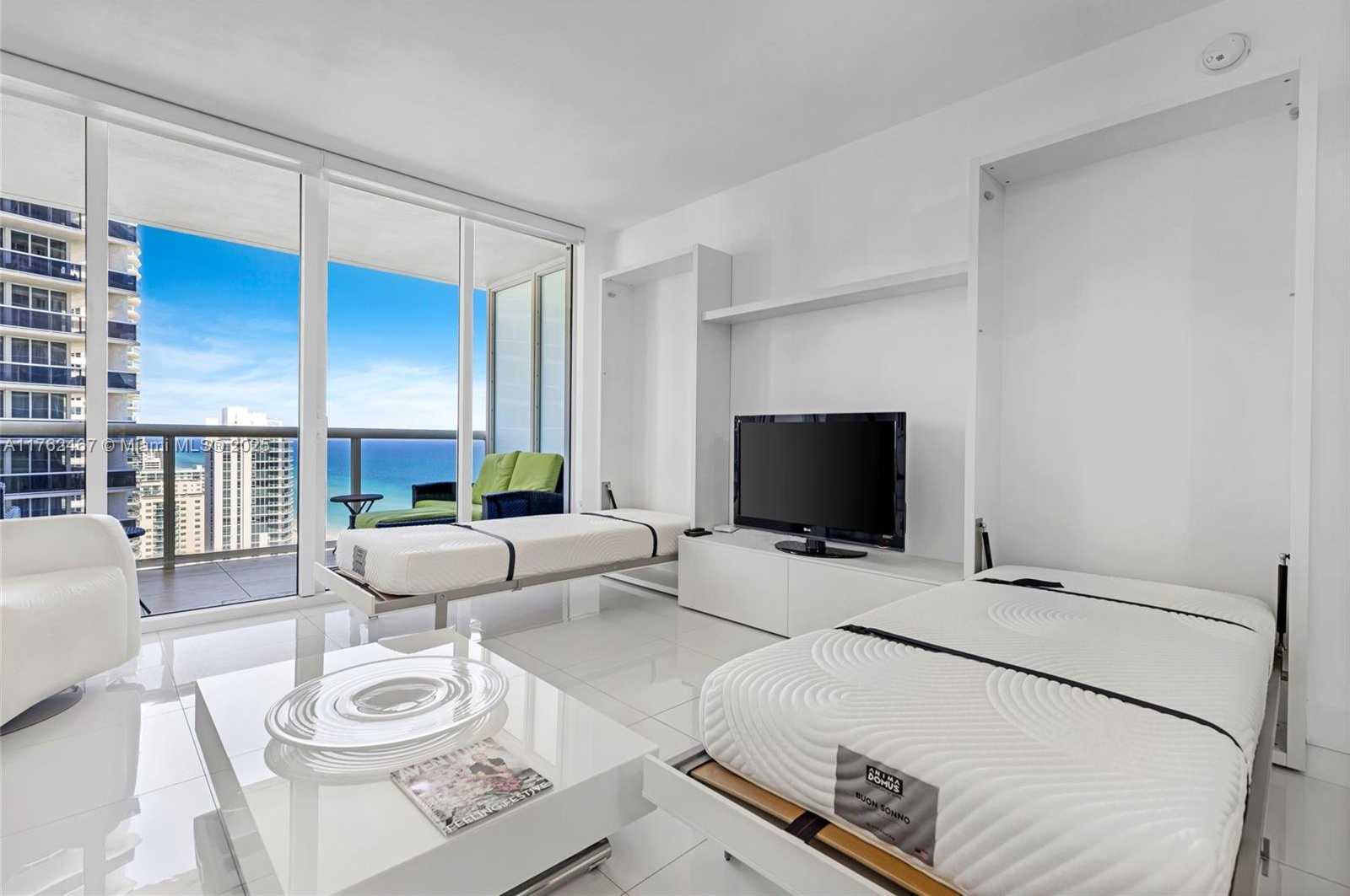 Small Image of 1830 SOUTH OCEAN DR #2609, Hallandale Beach Number 4