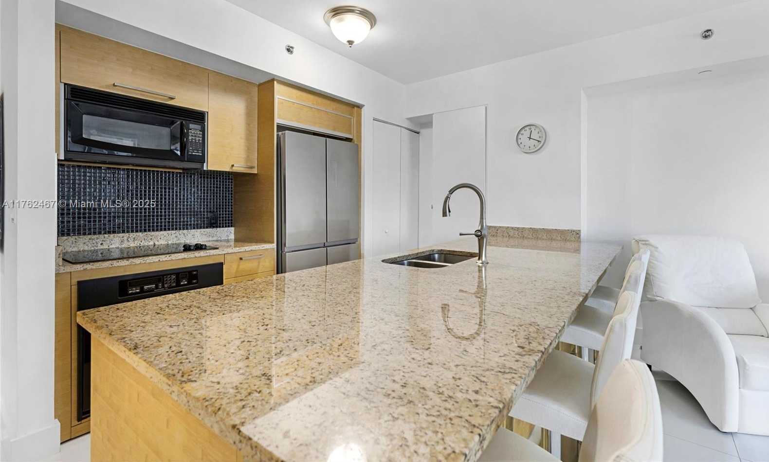Small Image of 1830 SOUTH OCEAN DR #2609, Hallandale Beach Number 6