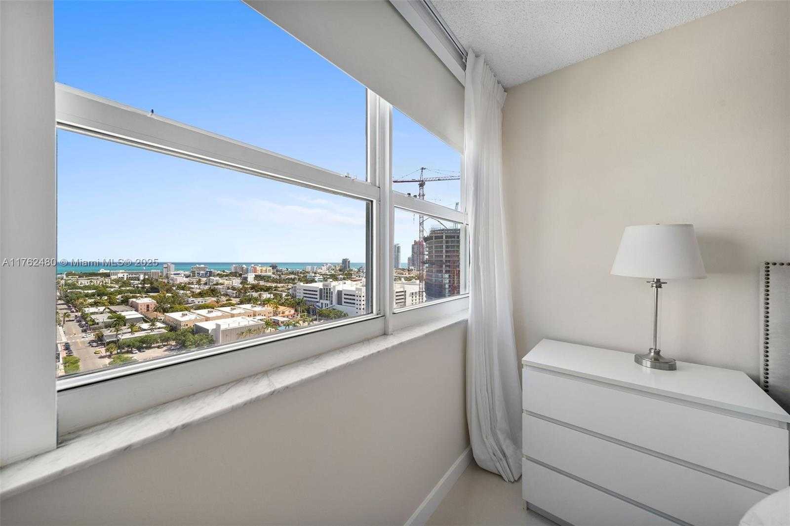 Small Image of 650 WEST AVE #1912, Miami Beach Number 20