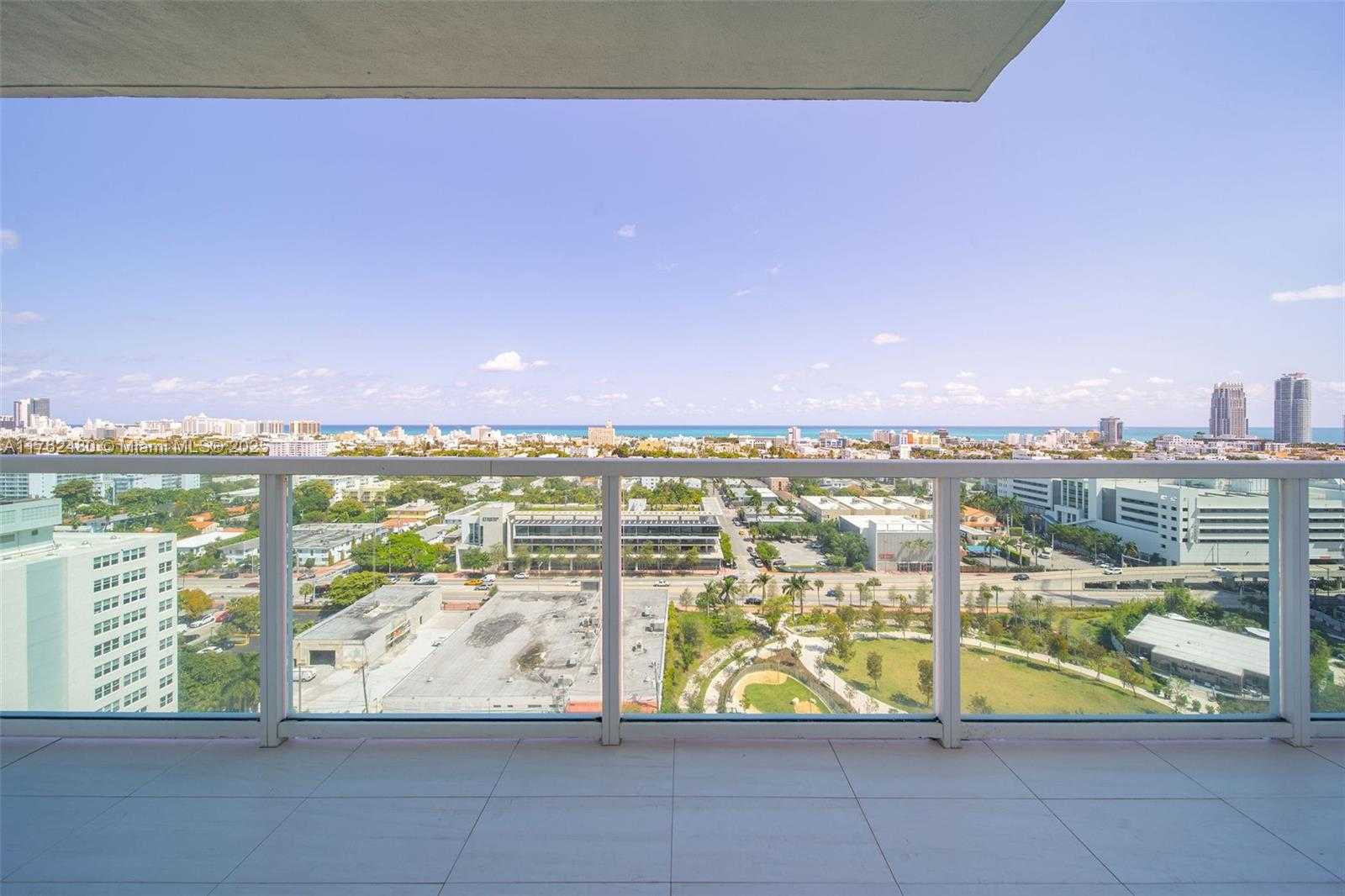 Small Image of 650 WEST AVE #1912, Miami Beach Number 35