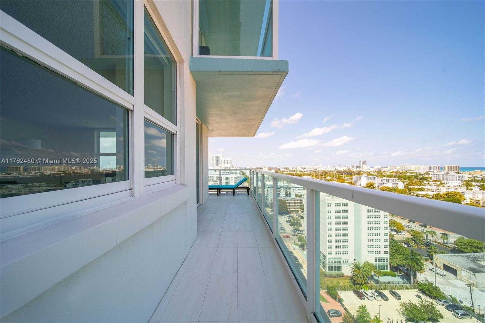 Small Image of 650 WEST AVE #1912, Miami Beach Number 38
