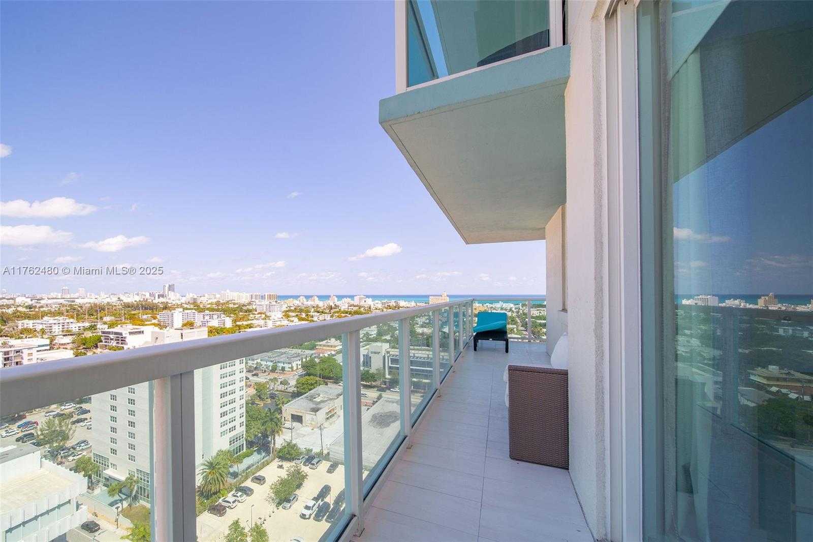 Small Image of 650 WEST AVE #1912, Miami Beach Number 40