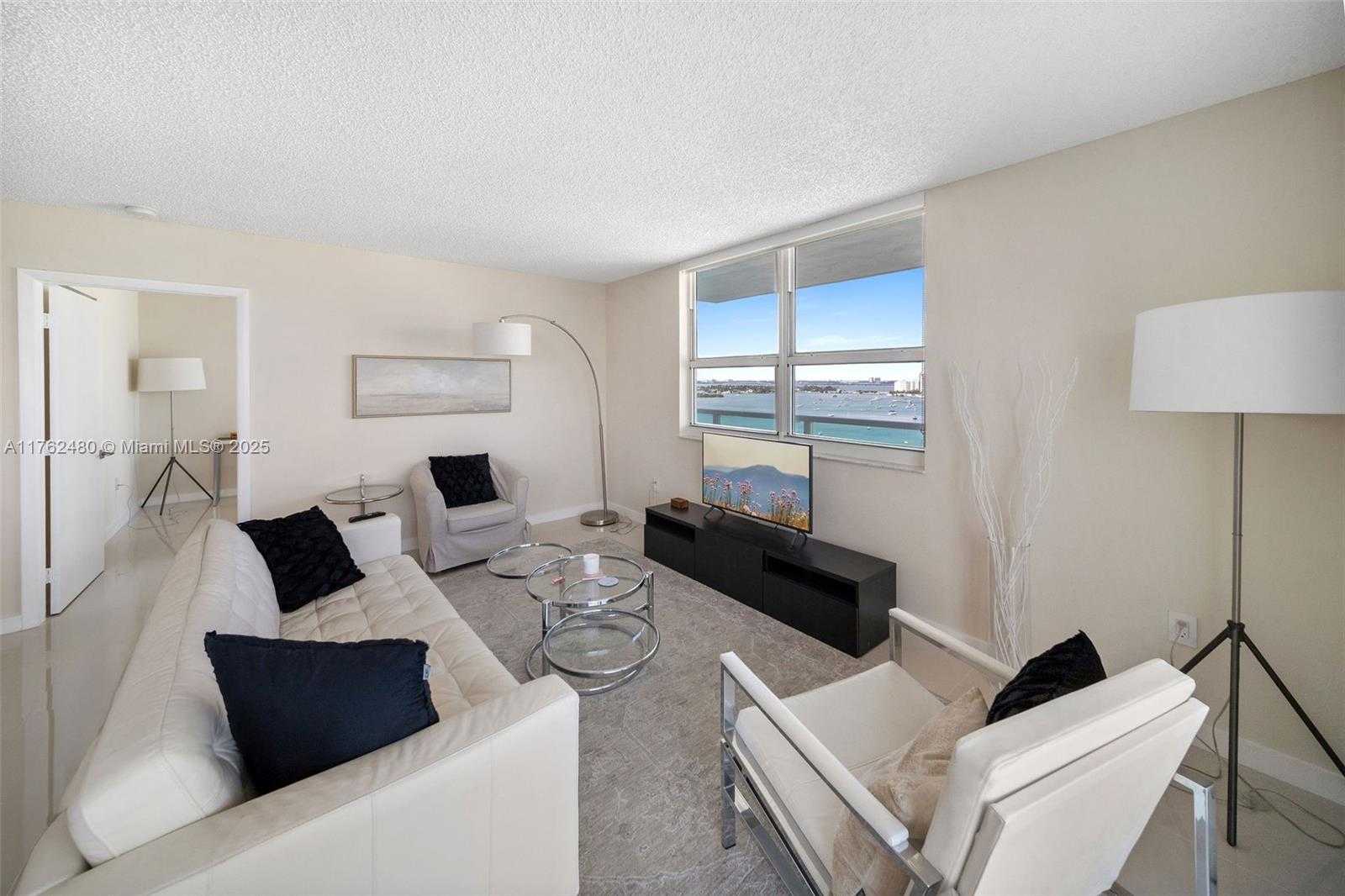 Small Image of 650 WEST AVE #1912, Miami Beach Number 6