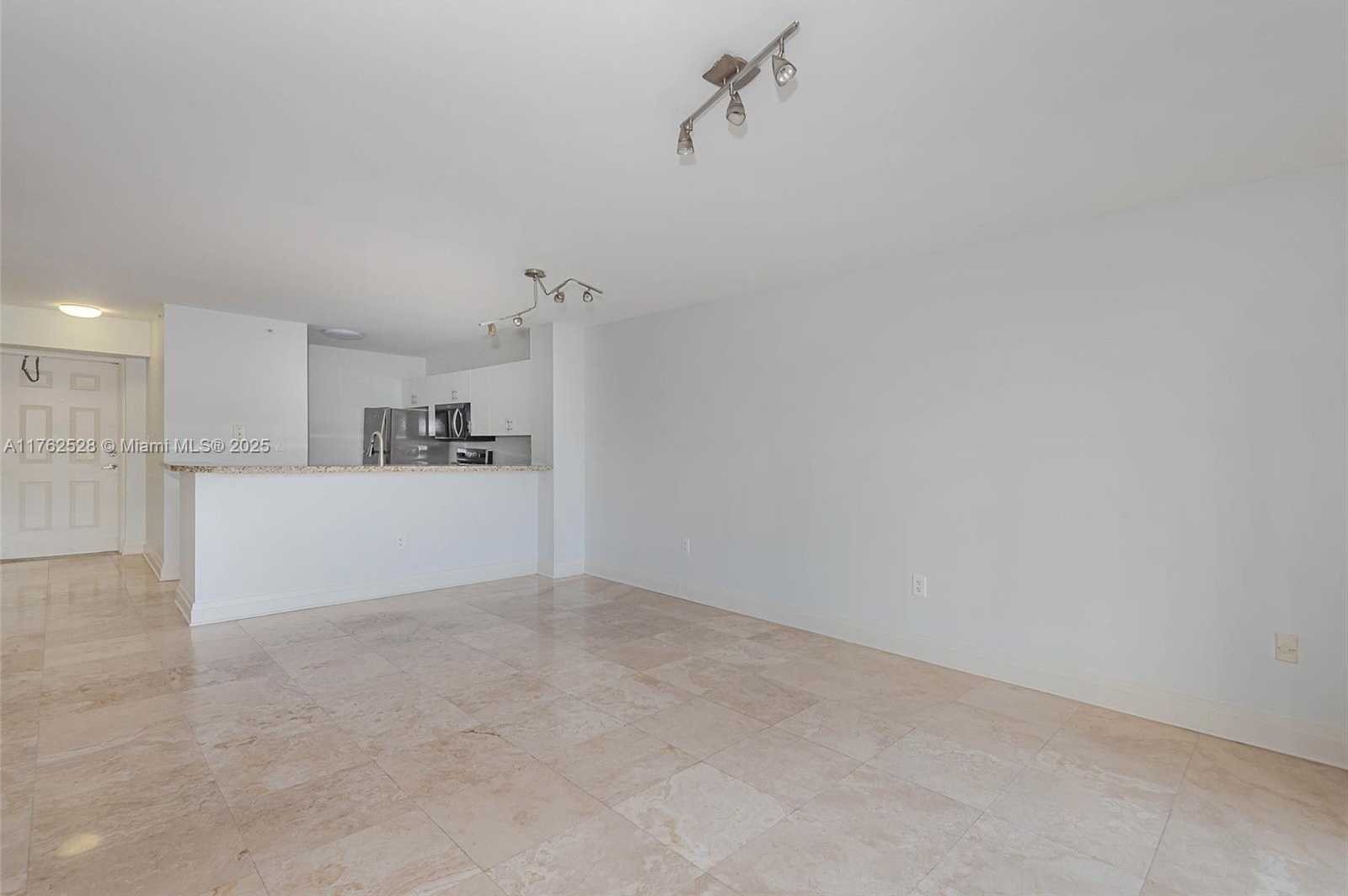 Small Image of 1401 BAY RD #307, Miami Beach Number 12