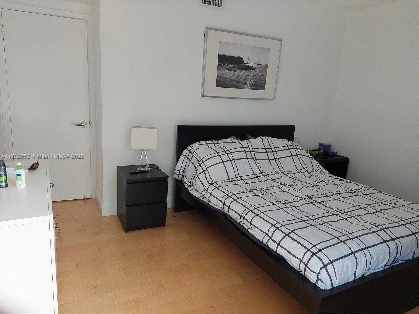 Small Image of 3610 YACHT CLUB DR #401, Aventura Number 33
