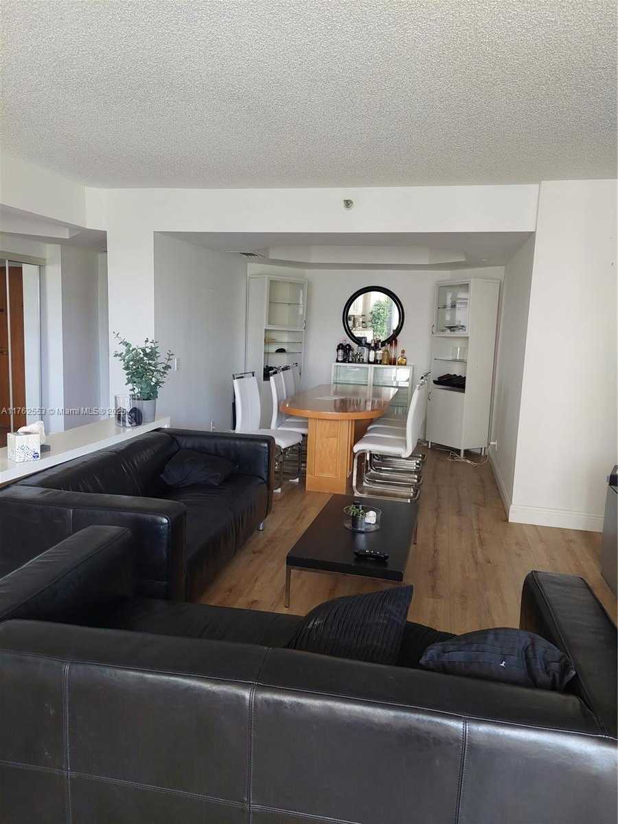 Small Image of 3610 YACHT CLUB DR #401, Aventura Number 40