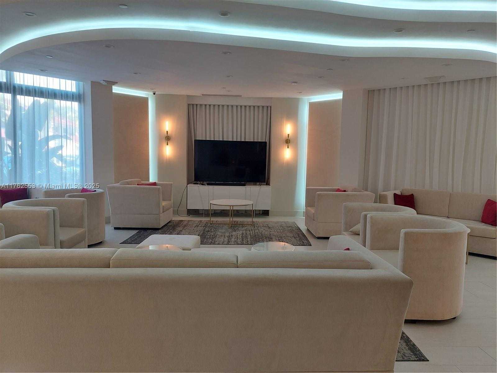 Small Image of 3610 YACHT CLUB DR #401, Aventura Number 5