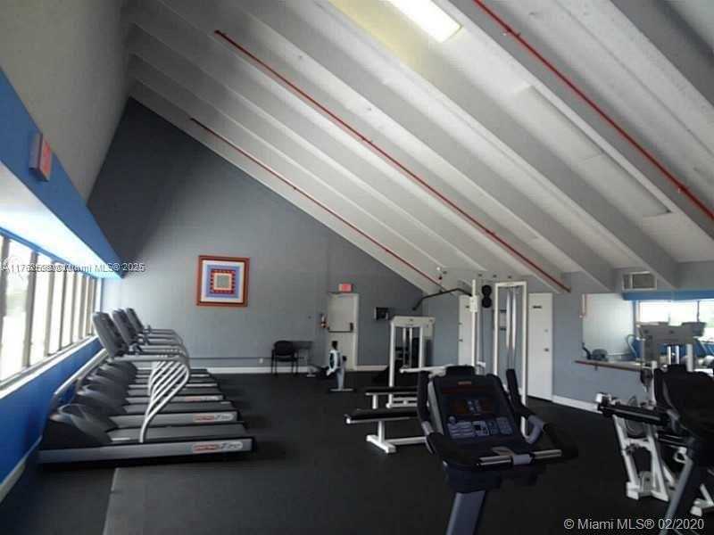 Small Image of 20301 WEST COUNTRY CLUB DR #2424, Aventura Number 17