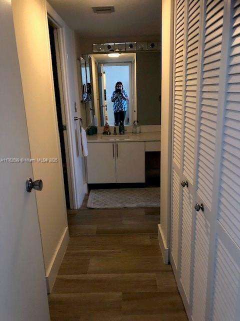Small Image of 20301 WEST COUNTRY CLUB DR #2424, Aventura Number 9