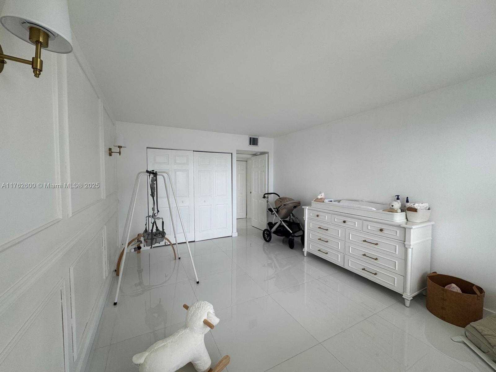 Small Image of 3800 SOUTH OCEAN DR #1810, Hollywood Number 42