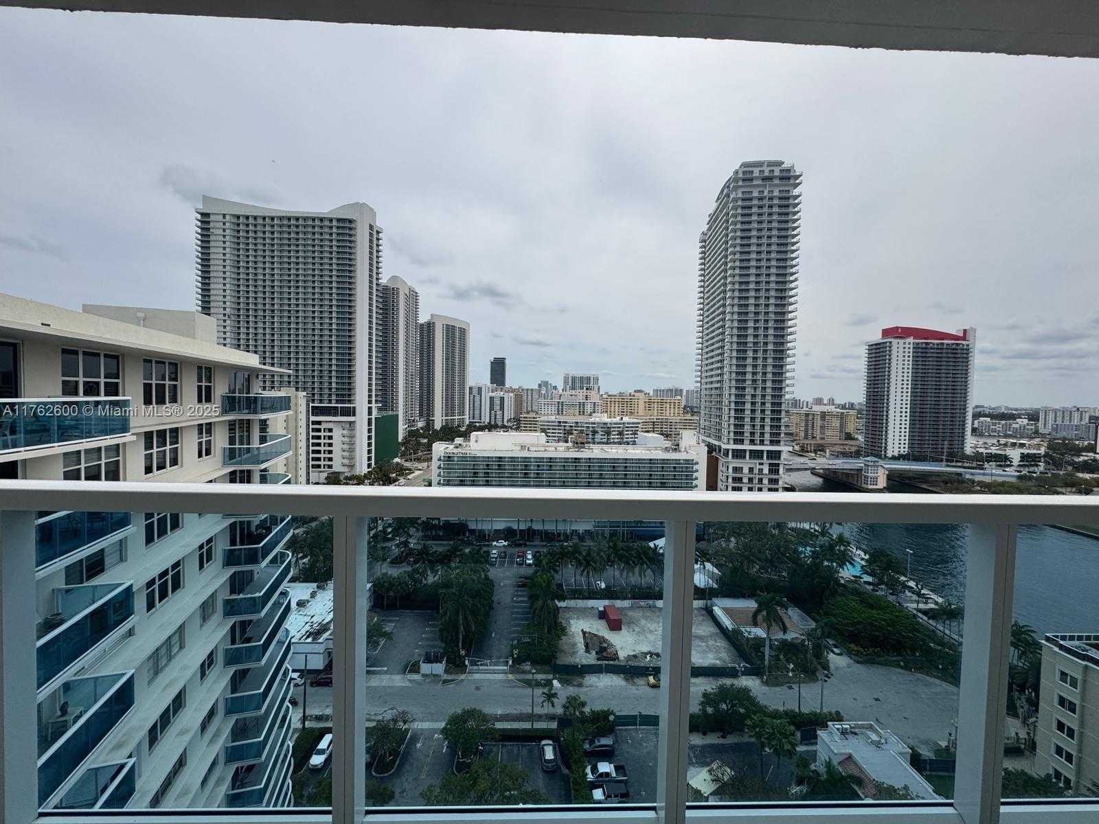 Small Image of 3800 SOUTH OCEAN DR #1810, Hollywood Number 56