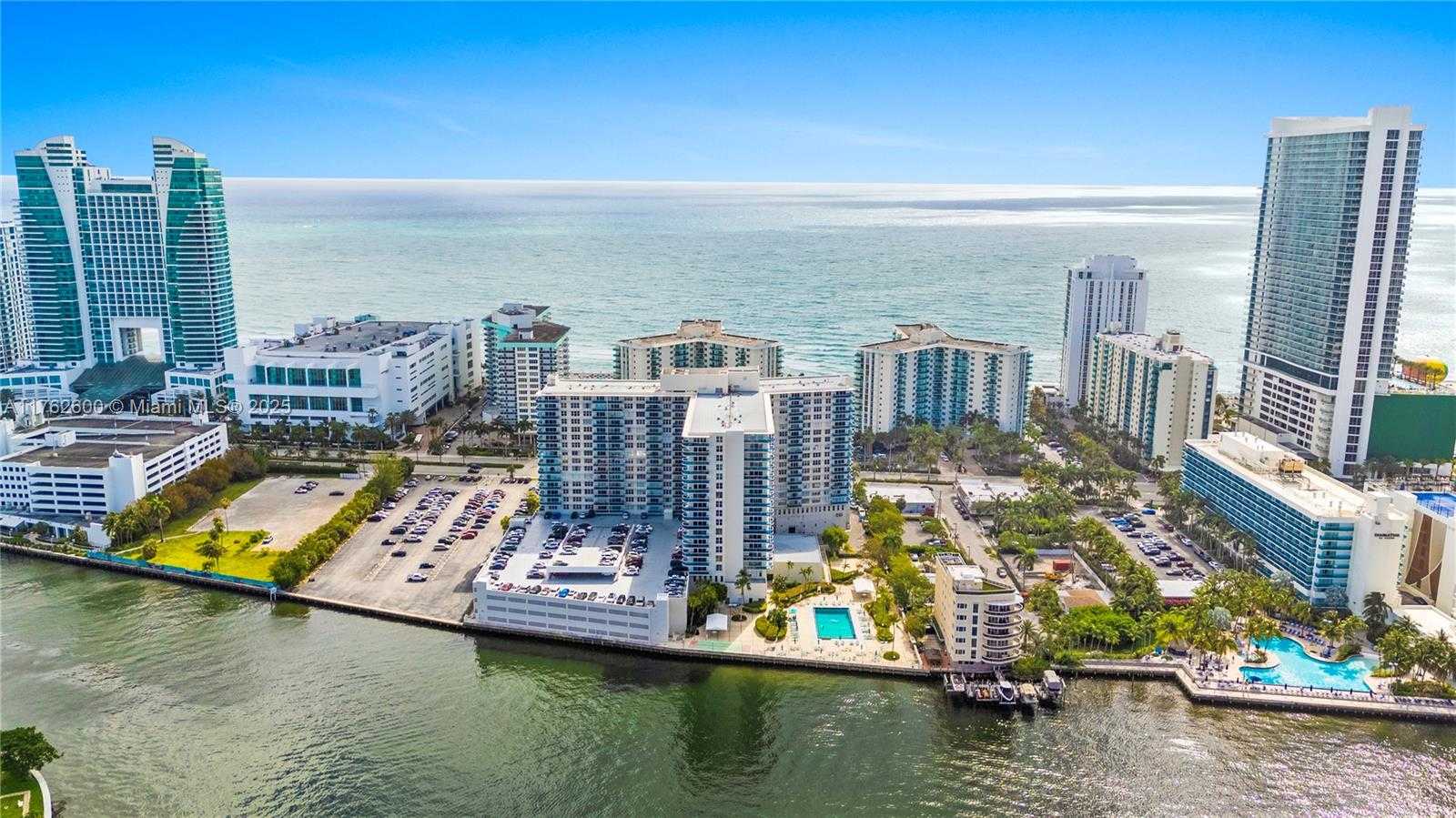 Small Image of 3800 SOUTH OCEAN DR #1810, Hollywood Number 6