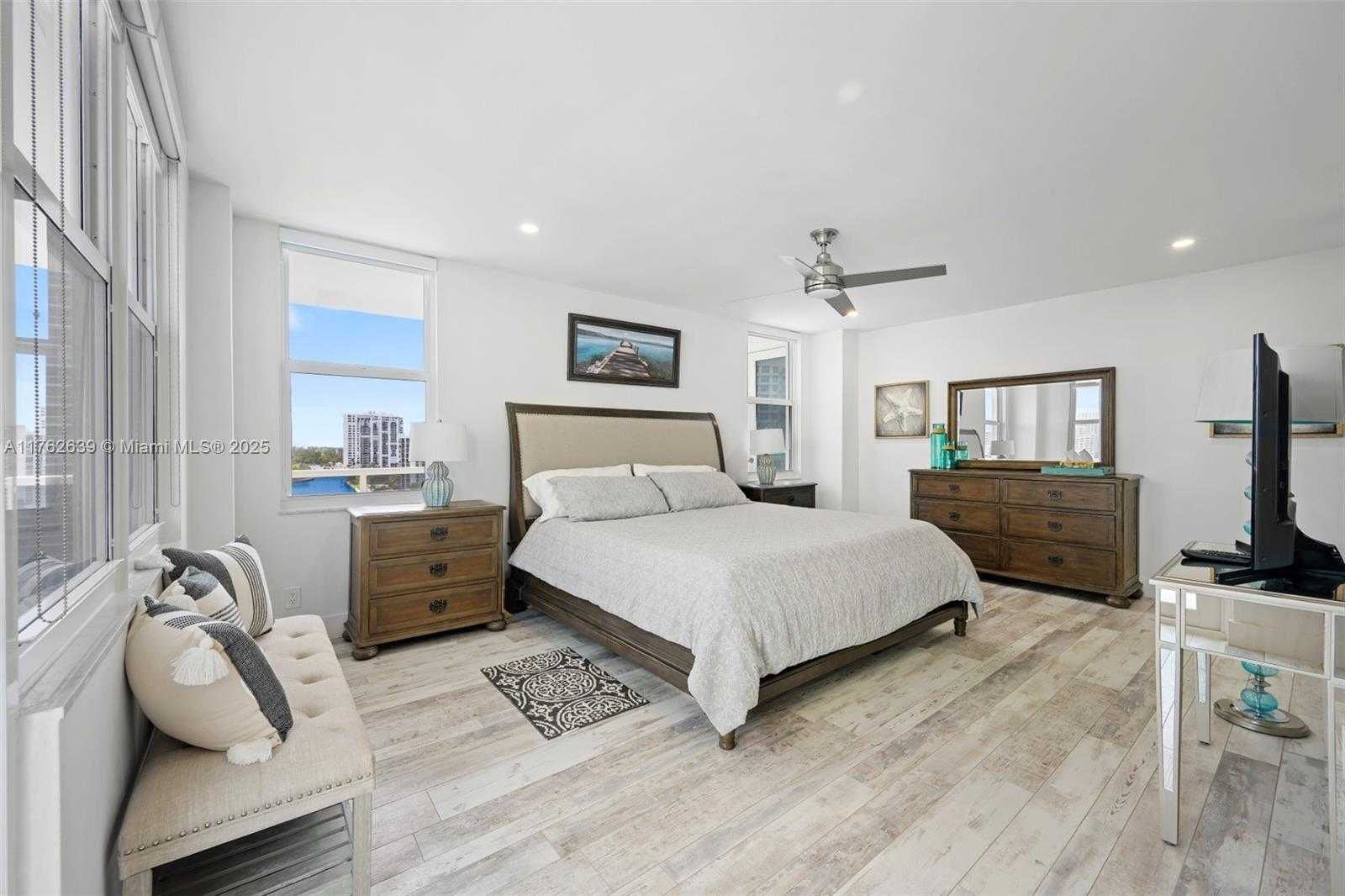 Small Image of 3725 SOUTH OCEAN DR #924, Hollywood Number 14