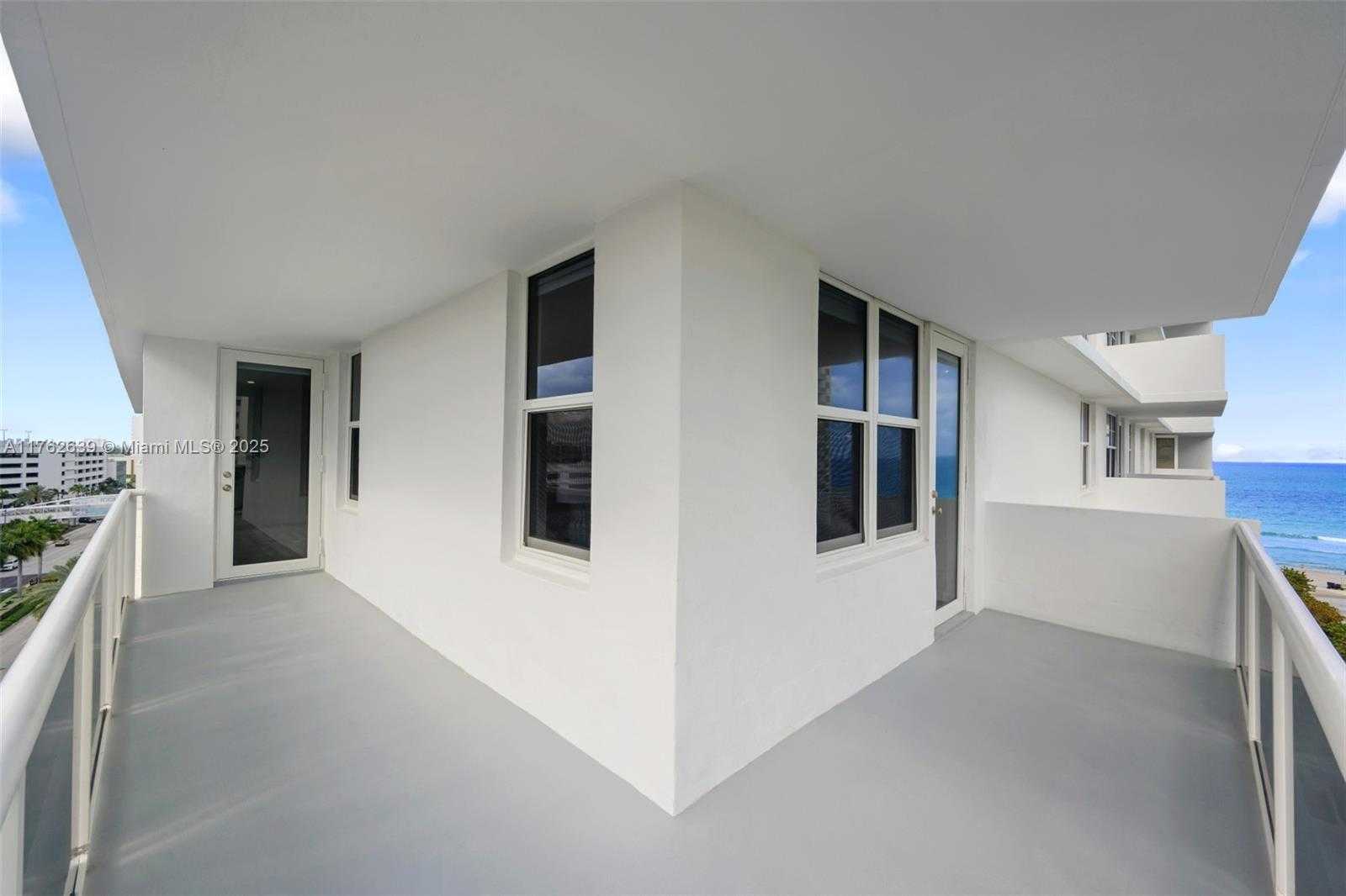 Small Image of 3725 SOUTH OCEAN DR #924, Hollywood Number 18