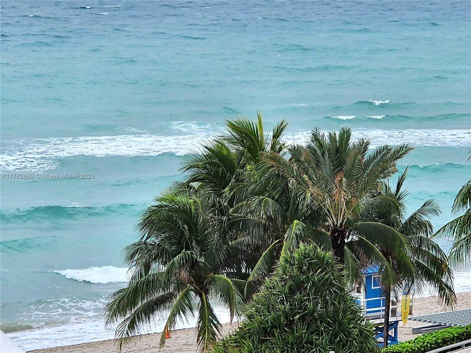 Small Image of 3505 SOUTH OCEAN DR #819, Hollywood Number 2