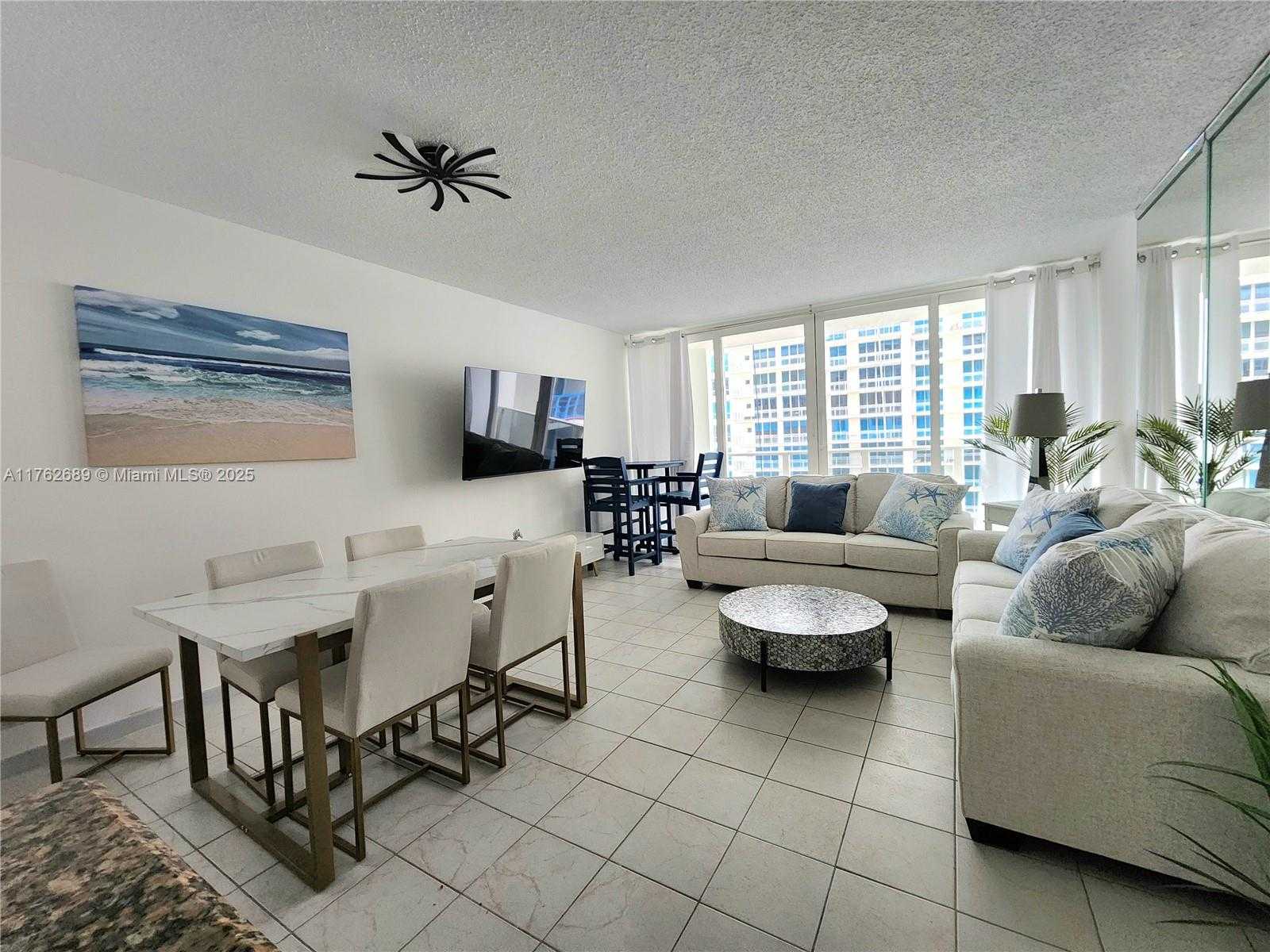 Small Image of 3505 SOUTH OCEAN DR #819, Hollywood Number 4