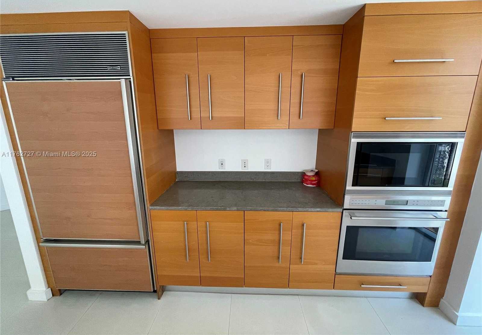 Small Image of 495 BRICKELL AVE #2610, Miami Number 15