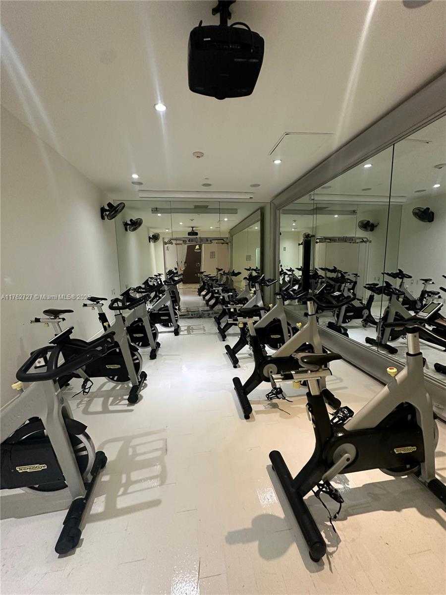 Small Image of 495 BRICKELL AVE #2610, Miami Number 37