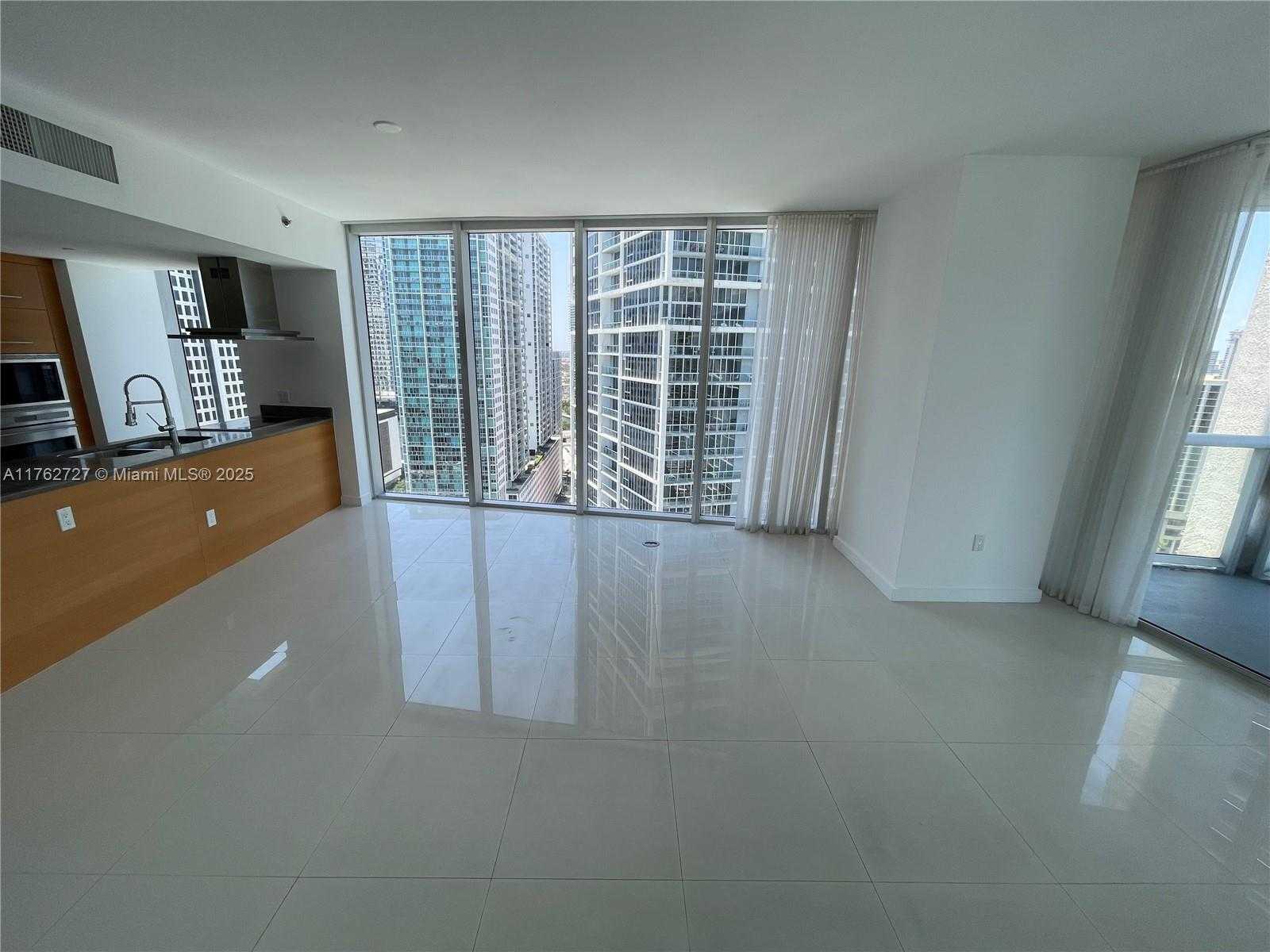Small Image of 495 BRICKELL AVE #2610, Miami Number 5