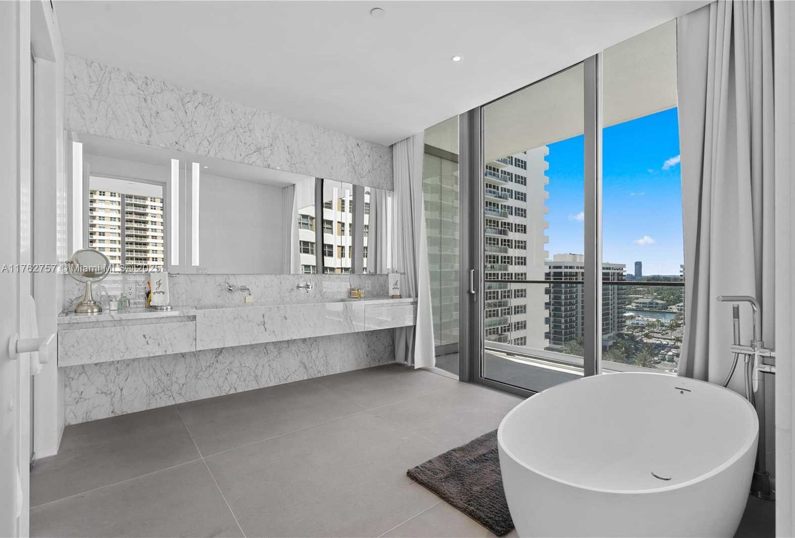 Small Image of 2000 SOUTH OCEAN DR #11A, Hallandale Beach Number 16