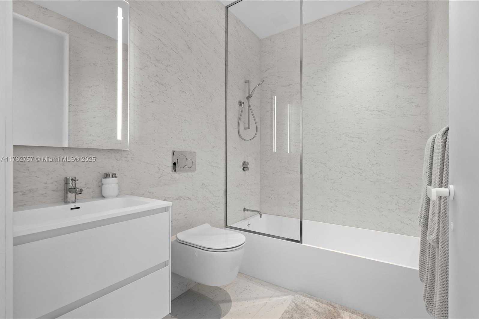 Small Image of 2000 SOUTH OCEAN DR #11A, Hallandale Beach Number 18