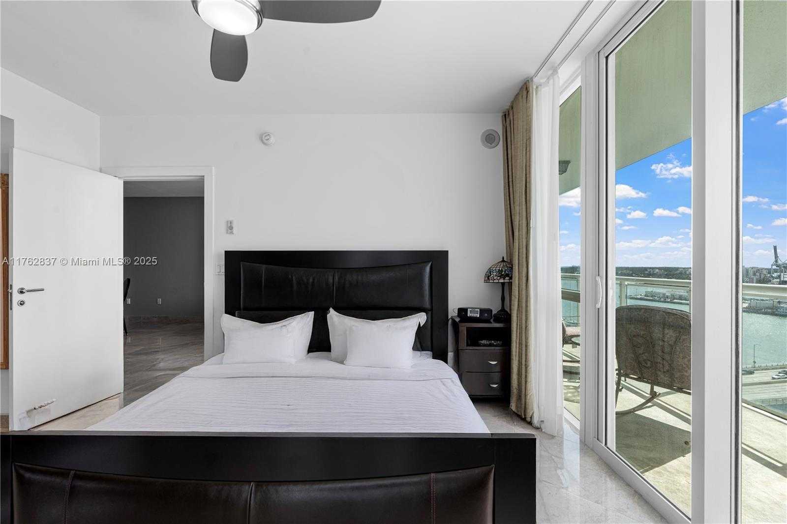 Small Image of 520 WEST AVE #1604, Miami Beach Number 14