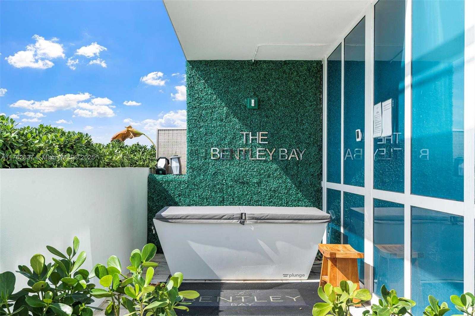Small Image of 520 WEST AVE #1604, Miami Beach Number 41