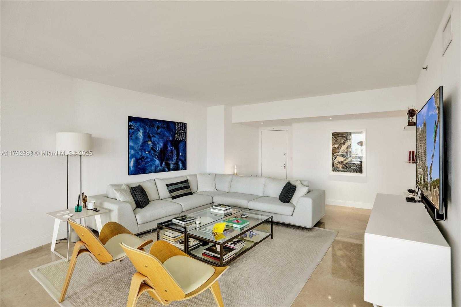 Small Image of 400 ALTON RD #911, Miami Beach Number 14