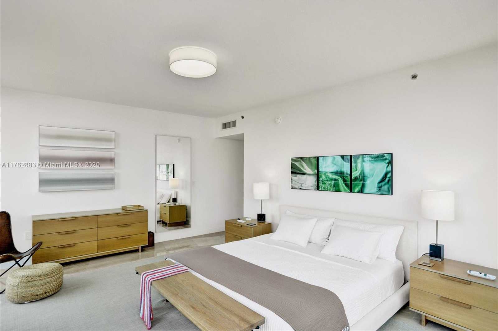 Small Image of 400 ALTON RD #911, Miami Beach Number 20