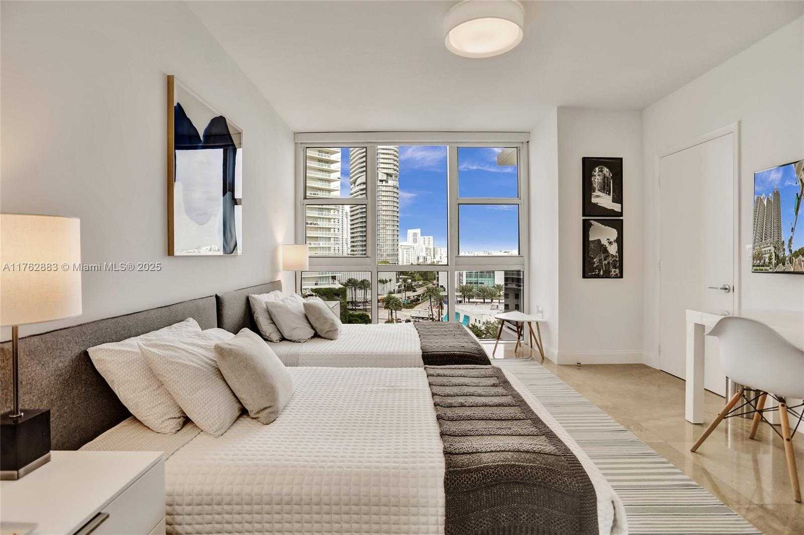 Small Image of 400 ALTON RD #911, Miami Beach Number 28