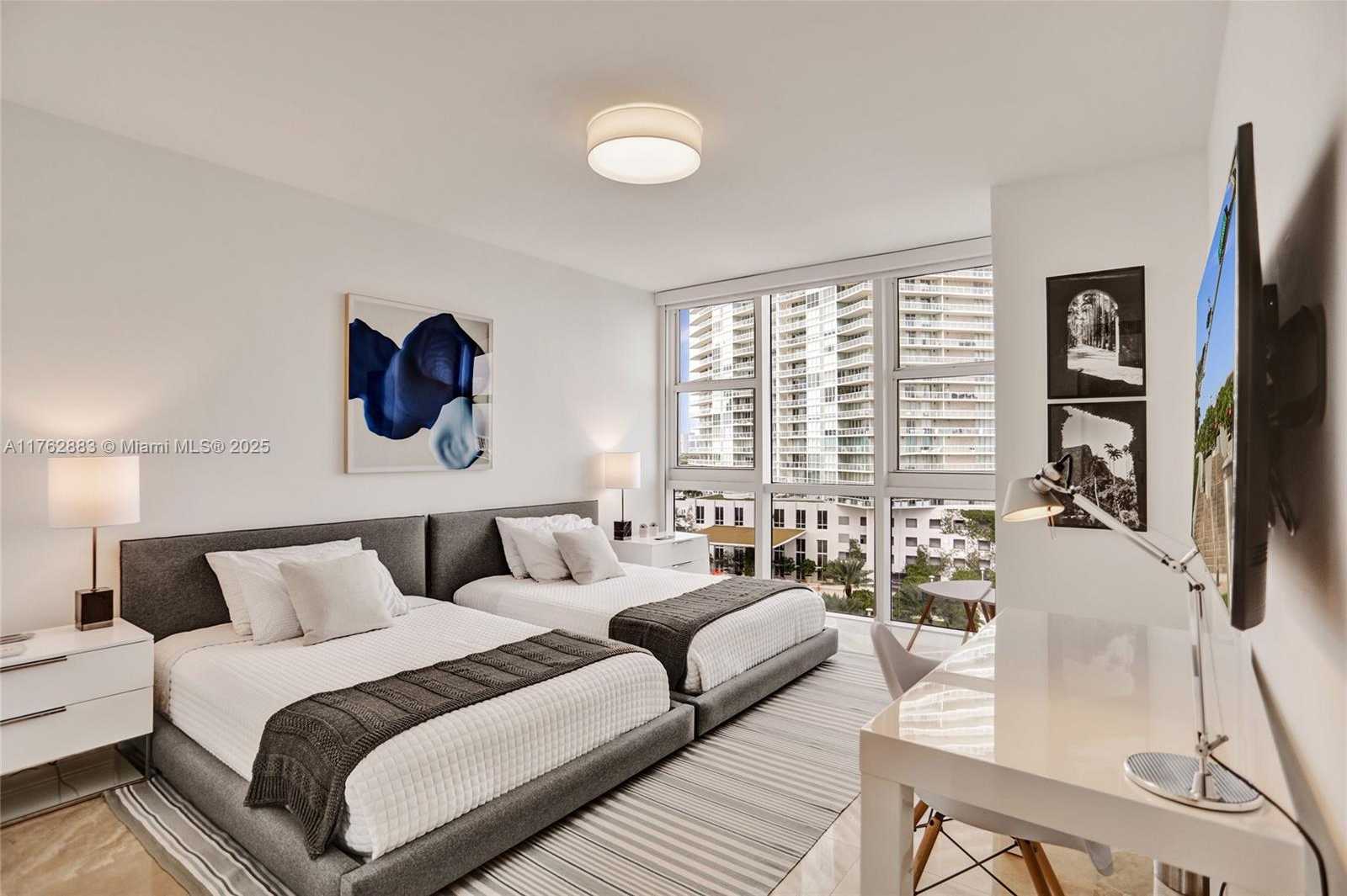 Small Image of 400 ALTON RD #911, Miami Beach Number 29