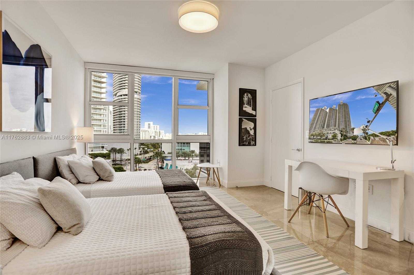 Small Image of 400 ALTON RD #911, Miami Beach Number 31