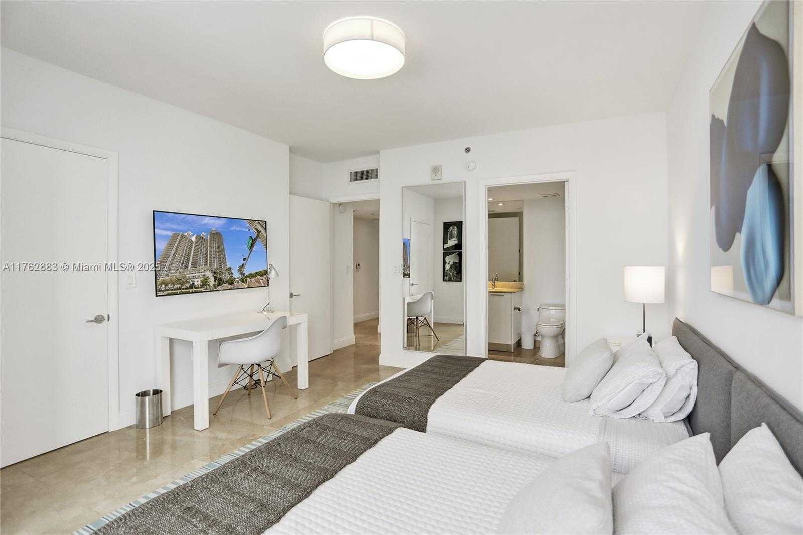 Small Image of 400 ALTON RD #911, Miami Beach Number 34