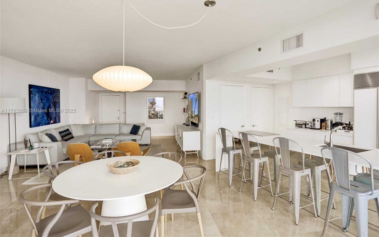 Small Image of 400 ALTON RD #911, Miami Beach Number 7