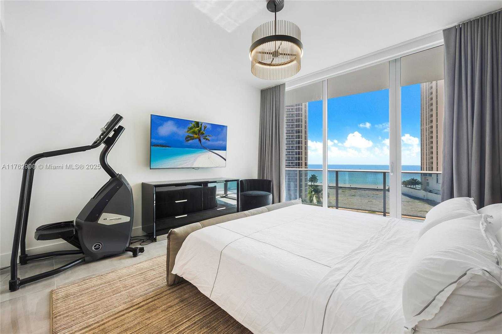 Small Image of 17550 COLLINS AVE #702, Sunny Isles Beach Number 5