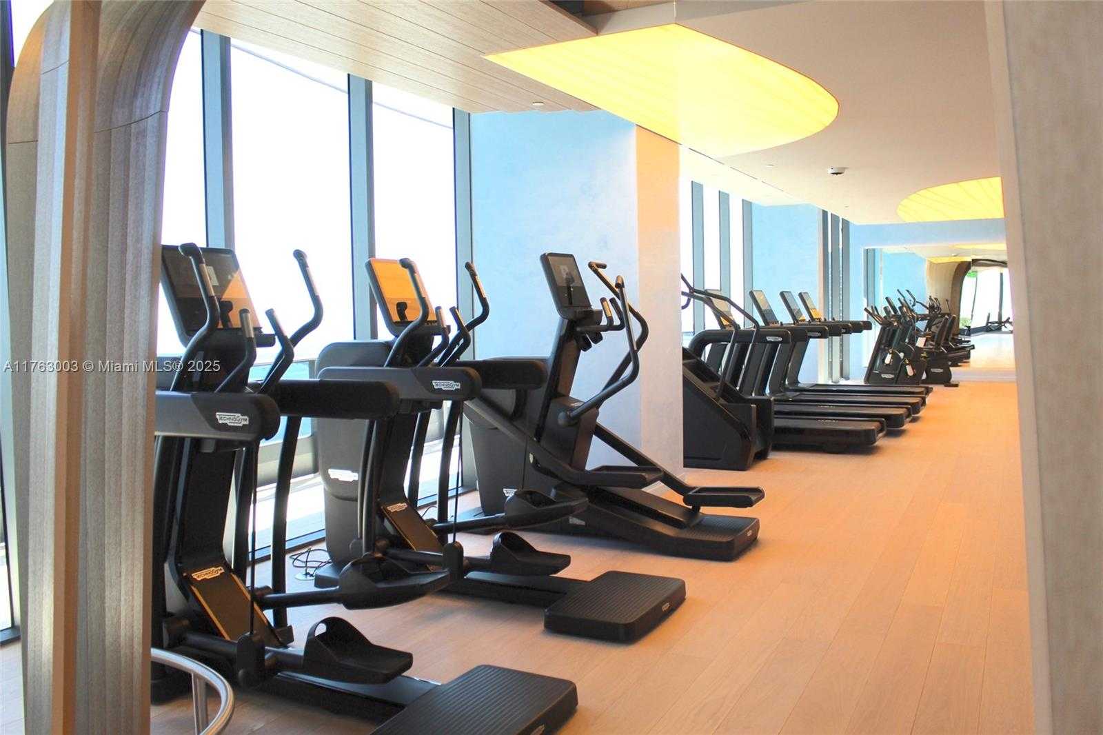 Small Image of 1000 BRICKELL PLAZA #PH5907, Miami Number 21